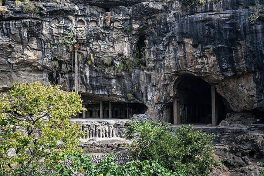 Ajanta and Ellora: 4 Stunning Forts and Caves You Need to Explore
