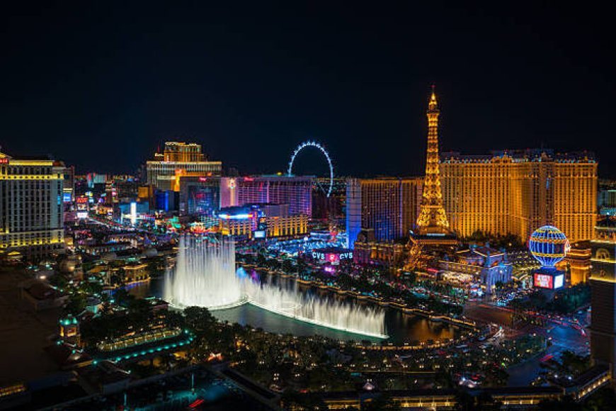 Las Vegas Struggles To Recover From Severe Tourism Decline As Mounting Hotel Costs And Bedbug Allegations Dampen Appeal