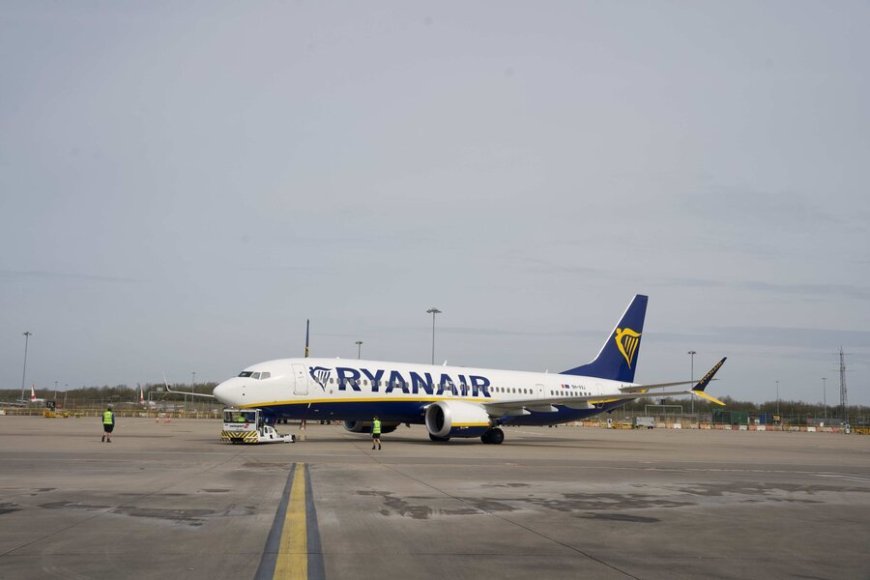Ryanair Travelers Urged To Avoid Using Ribbons On Suitcases With Experts Revealing Safer And More Effective Ways To Identify Your Luggage